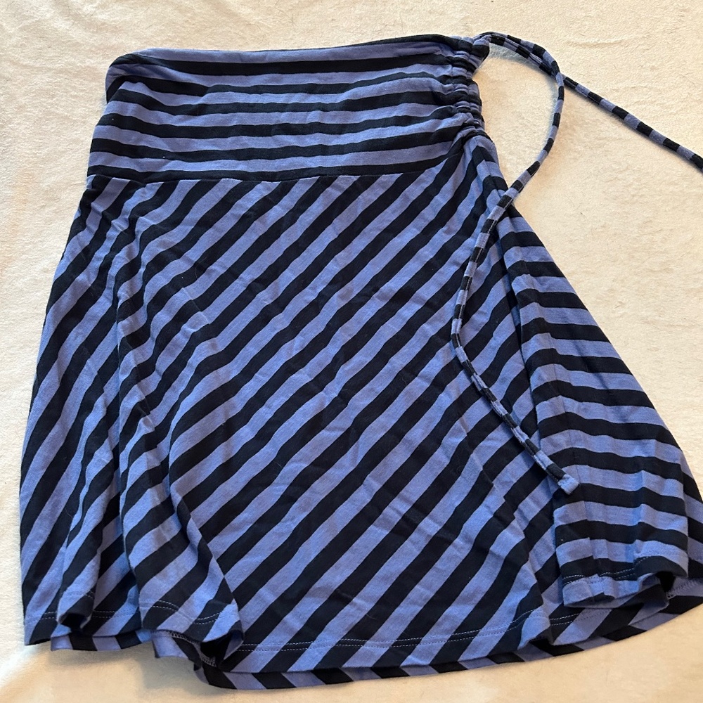 Women’s convertible skirt:top